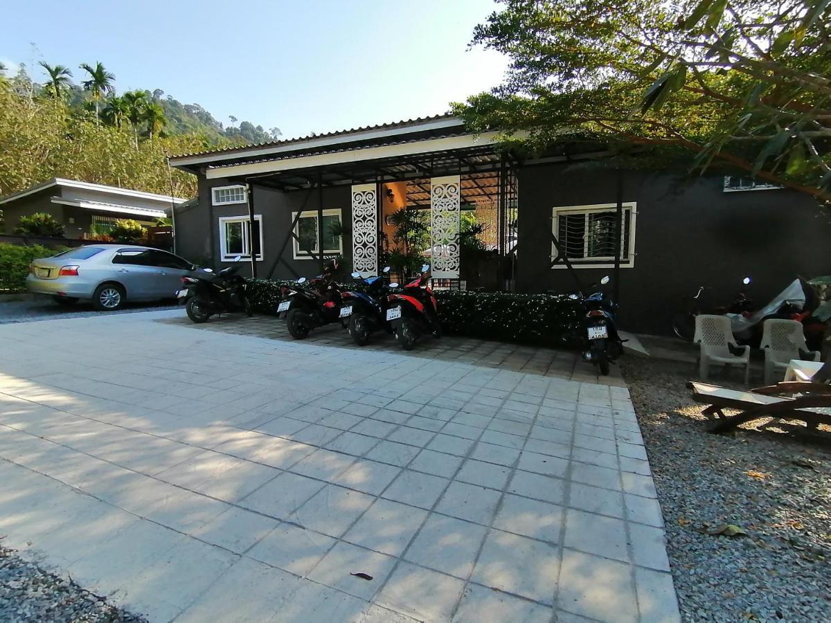 The Herbal Khao Lak Exterior photo